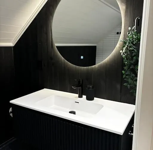Appartement Ny Og Moderne Studioleilighet Med Elbil Lading *