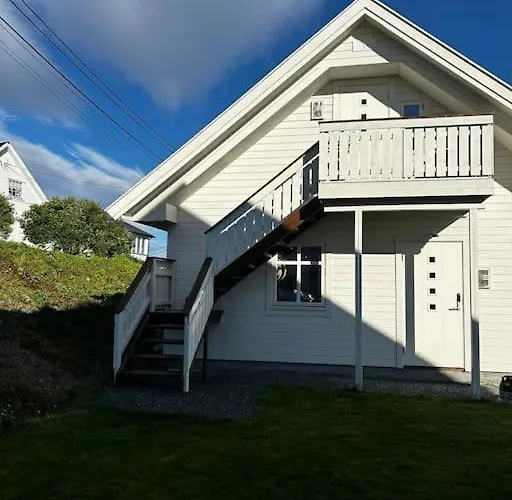 Appartement Ny Og Moderne Studioleilighet Med Elbil Lading Gjøvik